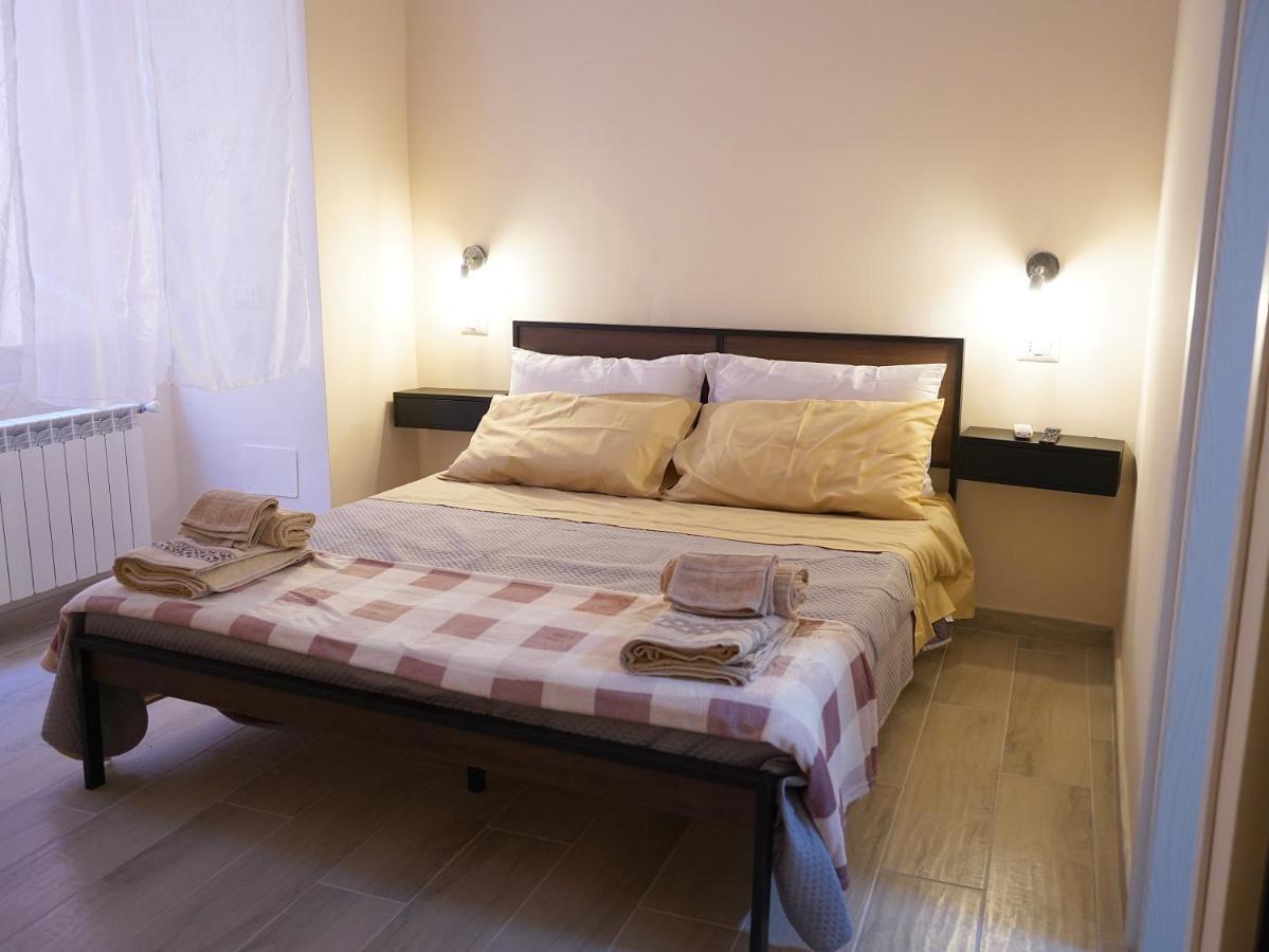 Giulia'S Home Νάπολη Εξωτερικό φωτογραφία