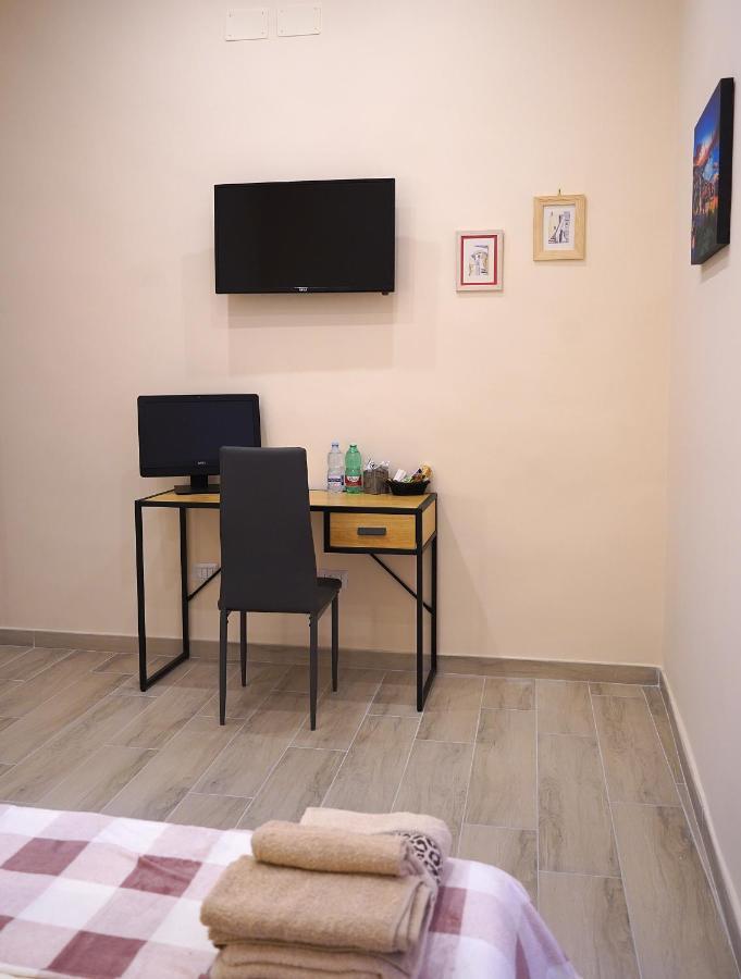 Giulia'S Home Νάπολη Εξωτερικό φωτογραφία